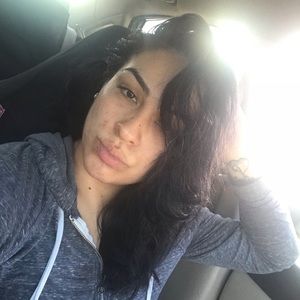 Meet your Posher, Janet